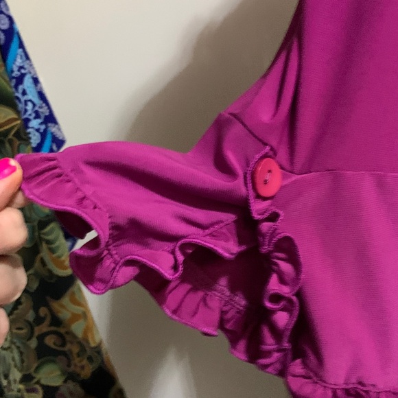 Zadie B”s. Vintage elegant dress, looks so amazing on. Shows off your figure! - Picture 5 of 6